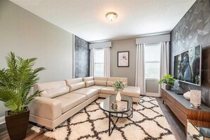 TV, video games - Gorgeous 5BR PetFriendly @Encore | Disney - 7693 (Kissimmee)