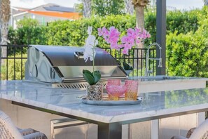 Outdoor dining - Incredible 8BR PetFriendly @Encore | Disney - 7474 (Kissimmee)