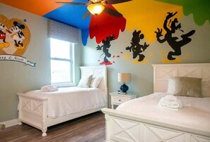 8 Schlafzimmer, Bügeleisen/Bügelbrett, Reisekinderbett, WLAN