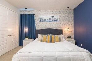 6 slaapkamers, een strijkplank/strijkijzer, reisbedje, wifi