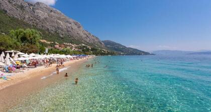 Villa Seren - Five Bedroom Villa, Sleeps 10