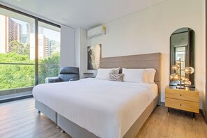 2 bedrooms, in-room safe, iron/ironing board, travel cot