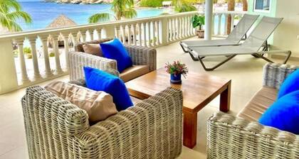 Blue Emerald Beachfront Blessing - 3BR Oceanfront
