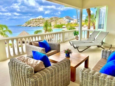 Blue Emerald Beachfront Blessing - 3BR Oceanfront