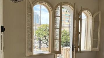 Quarto duplo superior, 1 quarto | Escrivaninha, Wi-Fi de cortesia