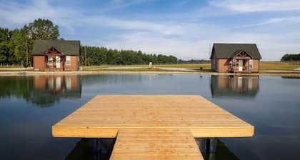 Cabin C by the Pond - King Bed - Swimming Pool