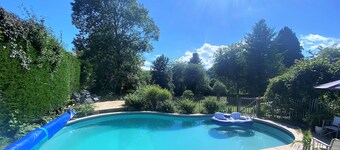 Pretty Cottage with Private Garden, Dulverton, Exmoor - Pet-friendly