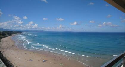 Studio Front de mer Biarritz vue Exceptionnelle + Garage