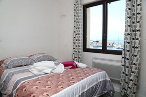 1 camera, ferro/asse da stiro, Wi-Fi, lenzuola