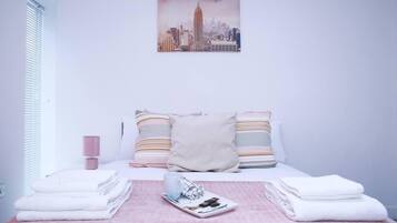 Apartment | 1 bedroom, iron/ironing board, free WiFi, bed sheets