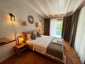 Junior-Suite, Kamin | 1 Schlafzimmer, hochwertige Bettwaren, Minibar, schallisolierte Zimmer