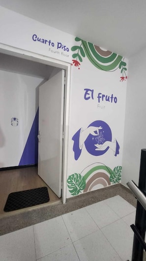 Staircase - Hotel Natural Sevgi (Bogotá)
