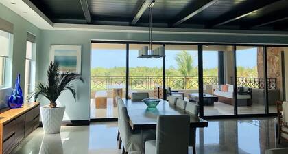 Beautifully Furnished, Newly Renovated Unit with Cook & Golfcart!