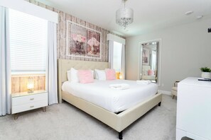 6 bedrooms, travel cot, WiFi, bed sheets - Beautiful single home with private pool (ENC412) (Kissimmee)