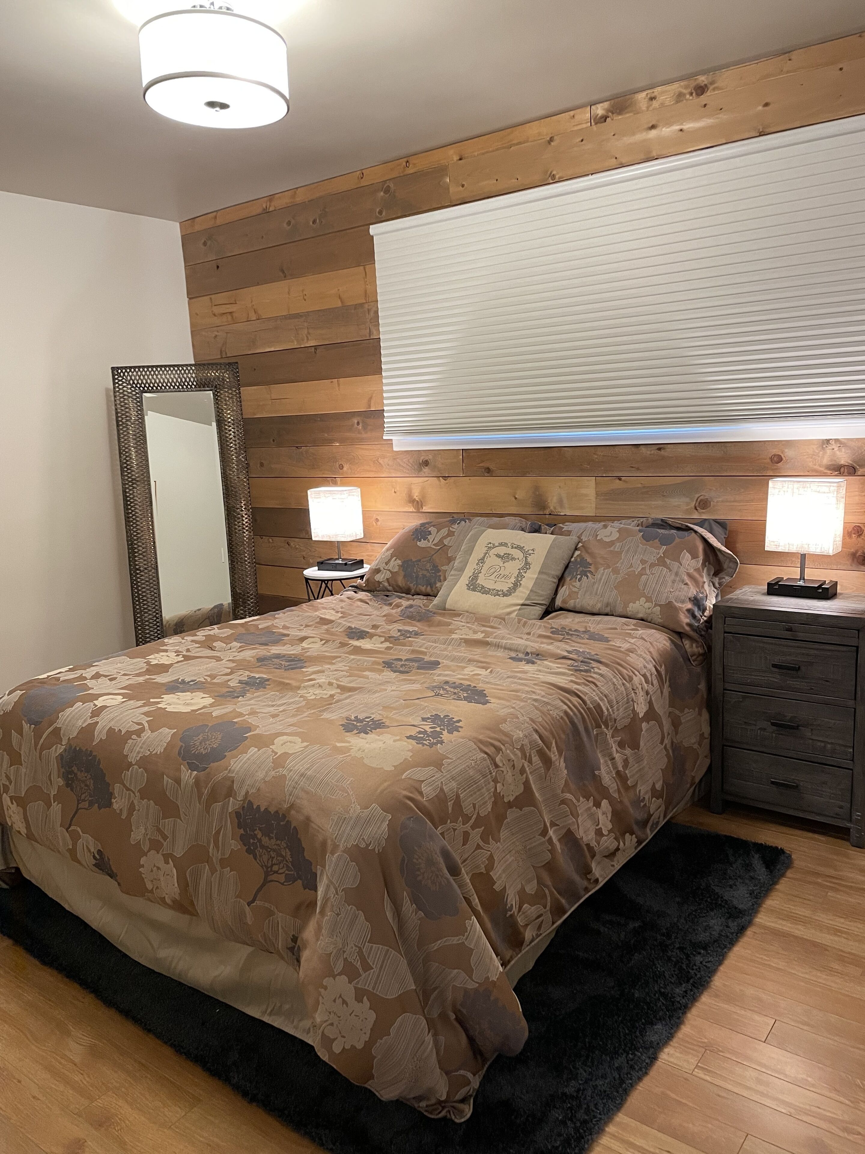 3 chambres, fer et planche à repasser, lit parapluie, Wi-Fi gratuit