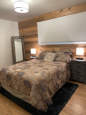 3 soverom, strykejern/-brett, reiseseng for barn og wi-fi (inkludert)