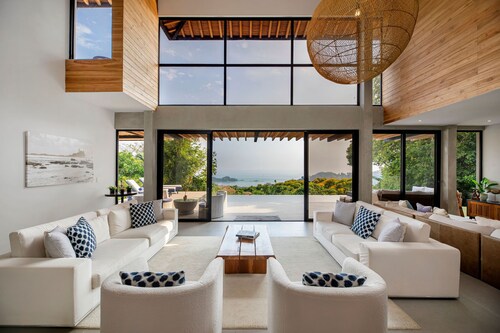 Villa Kañik- Luxury Retreat with Concierge Services