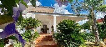 The Rosa's Luxury House