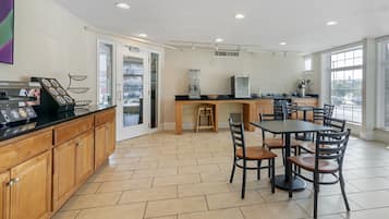 Breakfast area