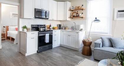 The Downtown Hibiscus House