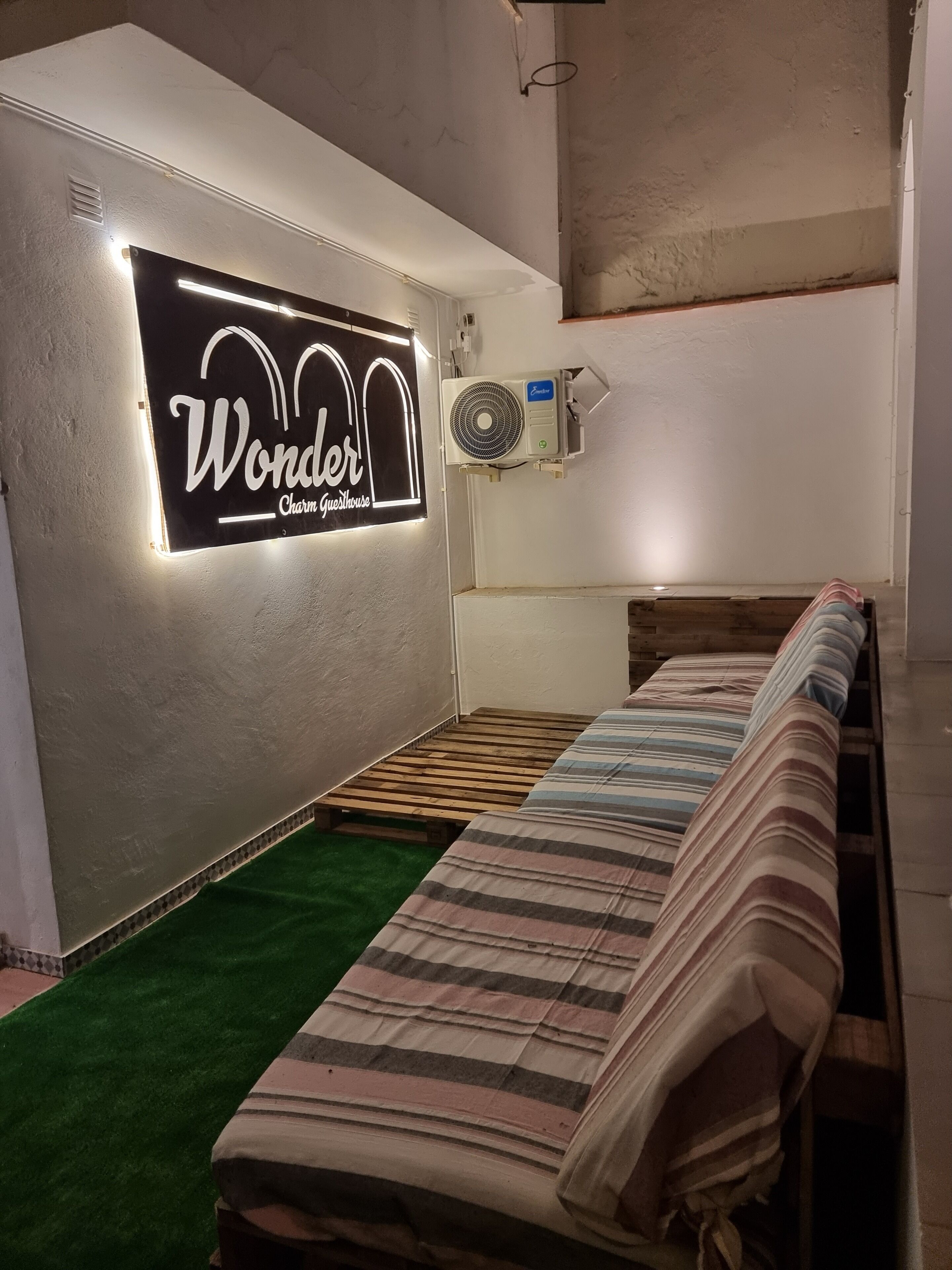 Photo - Wonder Charm Guesthouse