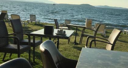 KLAZOMENAİ MARİNA HOTEL