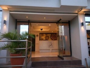 Exterior detail - Hotel Rupert A- Regular Queen 1 (Brgy Suklayin)