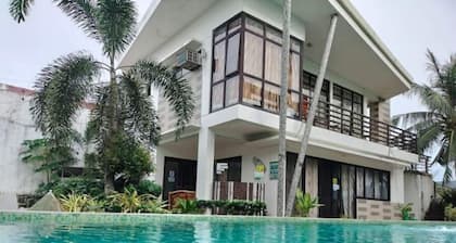 Casa Herminia Second Floor Studio with Balcony