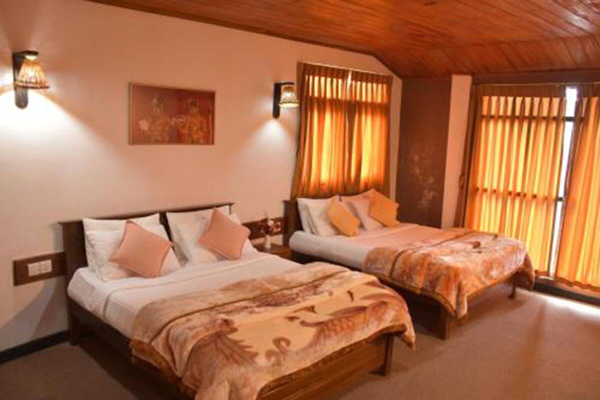 Deluxe Quadruple Room
