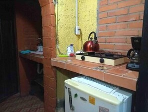 Kochgeschirr/Geschirr/Besteck