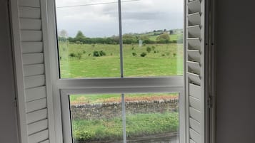 House, Multiple Beds | Interior