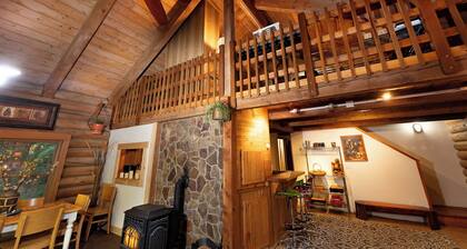 Multi-Level Forest Lodge Near Silverwood w/ Vintage Ice Cream Parlor + Theater