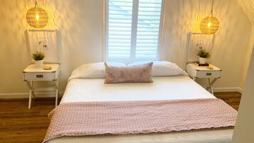 3 slaapkamers, een strijkplank/strijkijzer, wifi, beddengoed