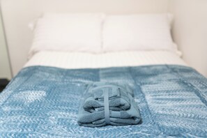 Studio | Iron/ironing board, free WiFi, bed sheets - Beautiful 1-bed Studio in Birmingham (Birmingham)