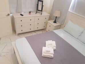 2 Schlafzimmer, Bügeleisen/Bügelbrett, WLAN, Bettwäsche