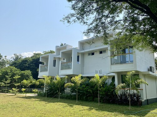 Your Perfect Beachside Getaway