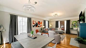 House, Multiple Beds, Hot Tub, Garden View (21st - #1501) | Dining
