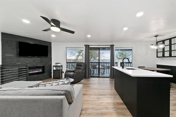 Condo, Multiple Beds, Patio, Garden View (Wildrye #4744) | Living area | Fireplace - The Wildrye (Boise)