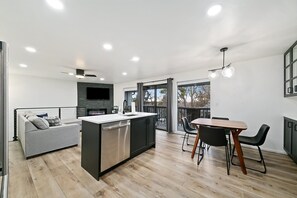 Condo, Multiple Beds, Patio, Garden View (Wildrye #4744) | Private kitchen | Fridge, microwave, oven, stovetop - The Wildrye (Boise)