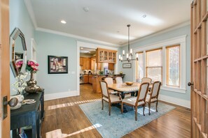 Dining - The Gray Gable (Boise)
