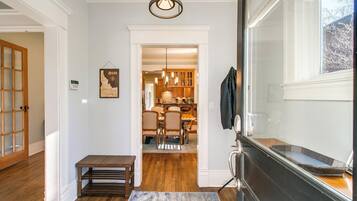 House, Multiple Beds, Fireplace (18th - #1212) | Interior