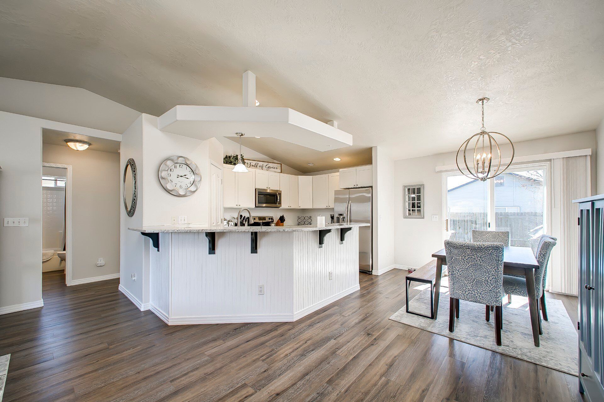 House, Multiple Beds, Patio, Garden View (Baldwin - #409) | Dining