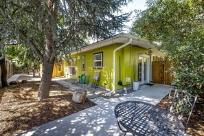 Property grounds - The Green Spot Studio (Boise)