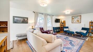 Rumah, Beberapa Tempat Tidur, dapur (30th - #896) | Area keluarga