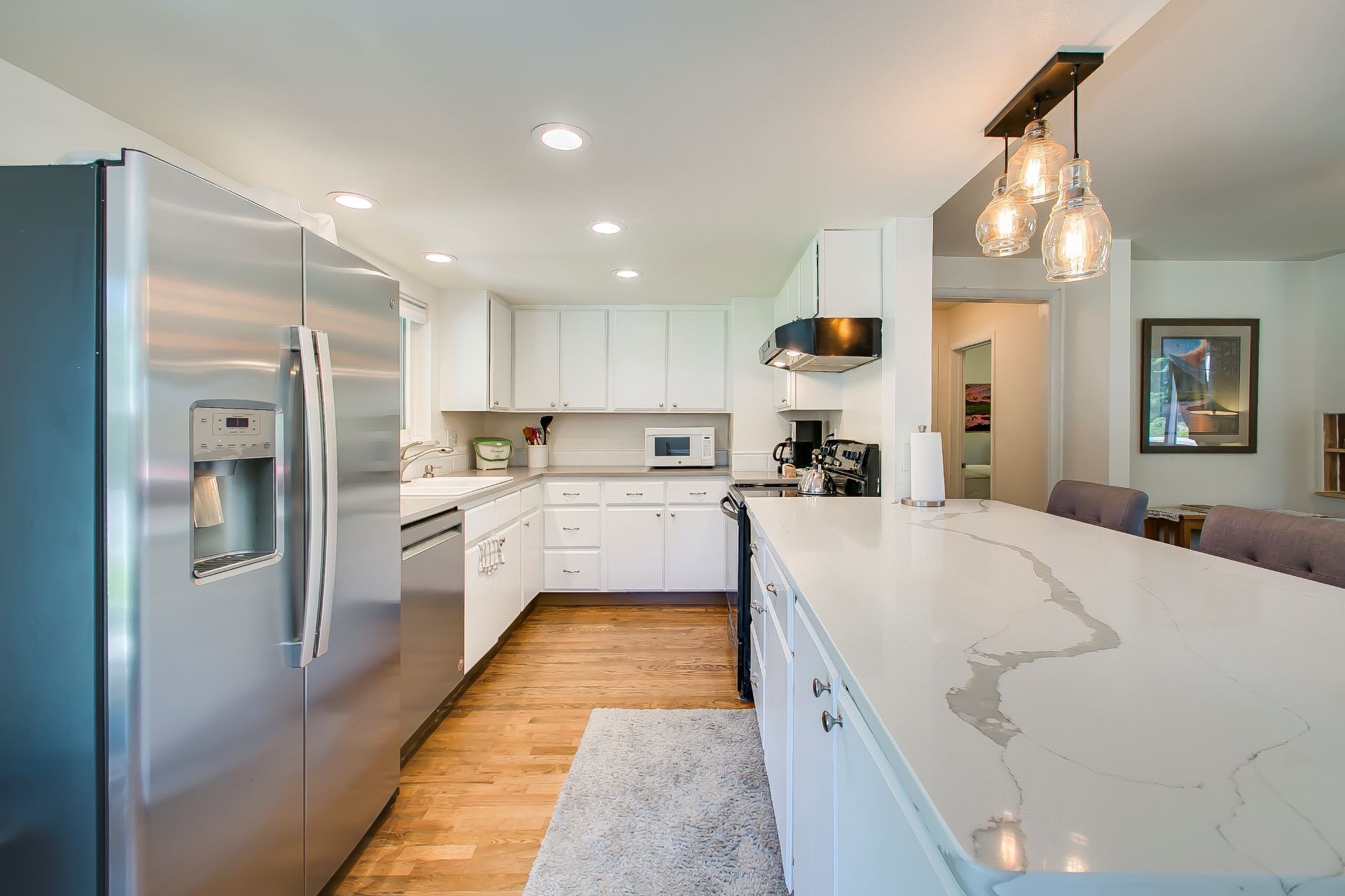 House, Multiple Beds, Kitchen (30th - #896) | Private kitchen | Fridge, microwave, oven, stovetop