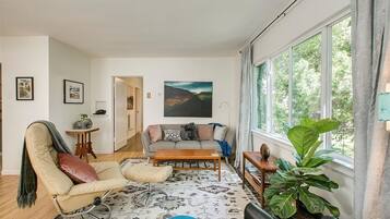 Ferienhaus, Mehrere Betten, Küche, Gartenblick (Owyhee - #1304) | Wohnbereich