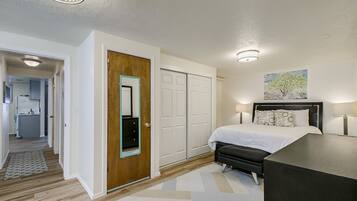 Apartemen, 2 Tempat Tidur Queen, patio, pemandangan kebun (Resseguie - #1507) | 2 kamar tidur dan didekorasi berbeda-beda