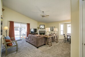 Ferienhaus, Mehrere Betten, Küche, Gartenblick (Edenburgh - #5527) | Wohnbereich