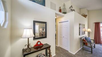 House, Multiple Beds, Kitchen, Garden View (Edenburgh - #5527) | Interior