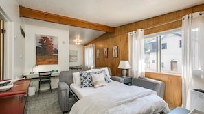 Apartment, 1 Queen Bed with Sofa bed, Kitchen, Garden View (Resseguie - #1505) | 1 bedroom, individually decorated, individually furnished, free WiFi